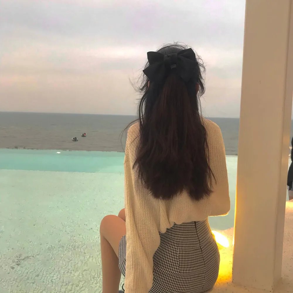 超级英雄女孩：年度英雄